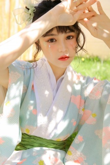 吸乳电影